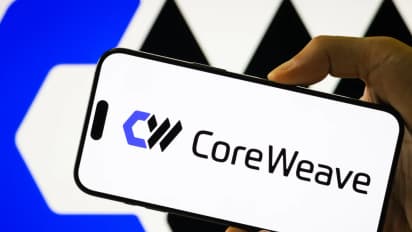 https://stocktwits.com/news-articles/markets/equity/crwv-stock-on-track-for-third-straight-day-in-the-red-despite-new-hudson-river-trading-deal/cZYIsLURJZ7