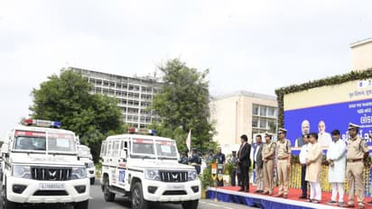Gujarat Dy CM Harsh Sanghavi flags off 500 new 112-Janrakshak vehicles (Photo/Gujarat CMO)