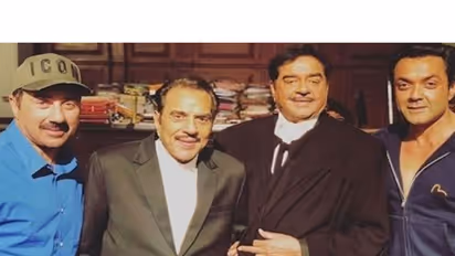 Shatrughan Sinha with Dharmendra, Sunny Deol and Bobby (Photo/X/@ShatruganSinha)