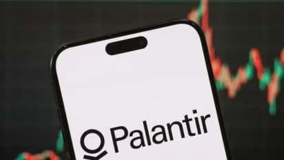 https://stocktwits.com/news-articles/markets/equity/bolt-taps-palantir-to-personalize-e-commerce-payments/chkDmaSRbxb