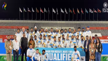 The Indian gold medal winning hockey team. (Photo: @TheHockeyIndia X)