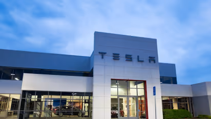 https://stocktwits.com/news-articles/markets/equity/tesla-discounts-uk-lease-prices-signals-demand-buildup-in-us-ahead-of-ev-tax-credit-expiration-retail-stays-upbeat/chsauTBRdQ5