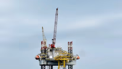 https://stocktwits.com/news-articles/markets/equity/oil-falls-saudi-looks-to-oman-for-transportation-houthis-red-sea/cZtY8pYRBPl