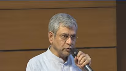 Union Minister Ashwini Vaishnaw (Photo/PIB)