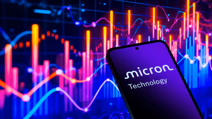 https://stocktwits.com/news-articles/markets/equity/michael-burry-chip-suppliers-over-micron-warns-memory-producers-sell-off-intensely/cZMEkjgRB7t