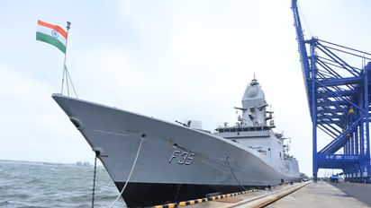 INS Vikrant, INS Udaygiri participate in Sri Lanka Navy’s International Fleet Review 2025 (Photo/PIB)