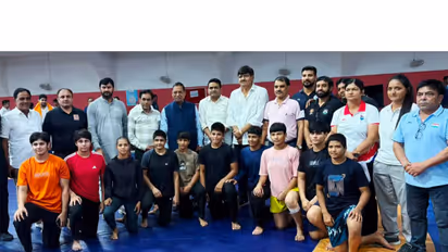 Indian girls squad for U-17 World Wrestling Championships (Image: WFI media)