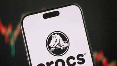 https://stocktwits.com/news-articles/markets/equity/crocs-q1-2025-earnings/chiftOsRbkm