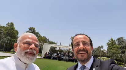 Prime Minister Narendra Modi and Cypriot President Nikos Christodoulides pose for a selfie (Photo/X@Christodulides)