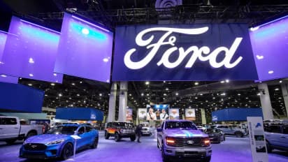 https://stocktwits.com/news-articles/markets/equity/ford-shares-rise-as-analyst-sees-over-30-percent-upside-to-stock-amid-ev-pullback/cZd9Ak9RIdT