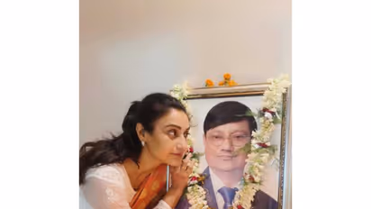 Actor Rati Pandey remembering her dad (Image source: Rati's Instagram)