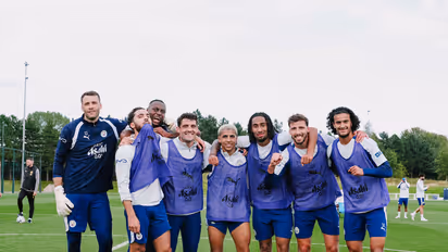 Manchester City players during a practice session. (Photo: X/ @ManCity)