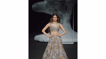 Khushi Kapoor (Photo/Instagram/ @lakmefashionwk)