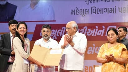 Gujarat CM Bhupendra Patel distributed appointment letters to newly recruited Revenue Talati cadre personnel (Photo/Gujarat CMO)