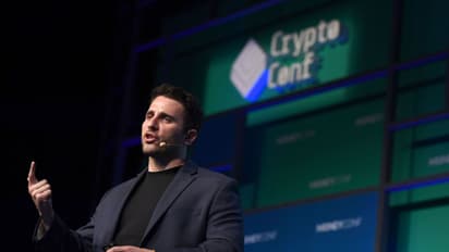 https://stocktwits.com/news-articles/markets/cryptocurrency/pompliano-bitcoin-doesnt-need-clarity-act-stablecoin/cZNRxVKRJT2