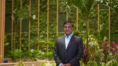 Assam Chief Minister Himanta Biswa Sarma at the Guwahati Airport (Photo/@himantabiswa)