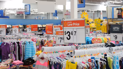https://stocktwits.com/news-articles/markets/equity/wmt-stock-heads-for-fourth-month-in-red-walmart-reportedly-bets-on-under-25-fashion-line-to-take-on-amazon/cZYKTyZRJnP