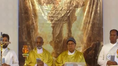 Easter prayers in New Delhi are held at the Sacred Heart Cathedral (Photo/ANI)