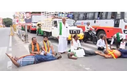 Farmers protestors in Mandya over CWRC directions on Cauvery (Photo/ANI)