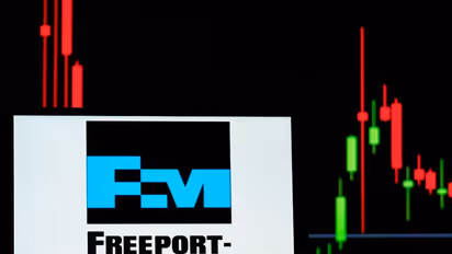 Southern Copper, Freeport-McMoRan Stocks Slip Even As Copper Soars, Tariff Timeline Moves Up – Retail Holds Bullish Stance