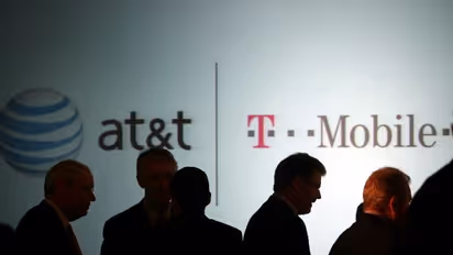 https://stocktwits.com/news-articles/markets/equity/vz-tmus-t-stock-price-targets-cut-by-scotiabank-analyst-sees-higher-risk-of-disruption-from-space-x-spectrum-deal/cZD6F9zRBVU