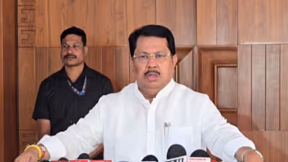 Congress leader Vijay Wadettiwar (Photo/ANI)