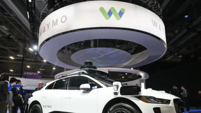 https://stocktwits.com/news-articles/markets/equity/alphabet-s-waymo-taps-avis-for-dallas-robotaxi-rollout-marks-shift-from-uber-only-model/cho9grTR5xV