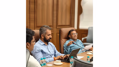 NTKMA Commissioner Shekhar Singh with Dr Kiran Kulkarni, Secretary, Marathi Language and Cultural Affairs Department (Photo/NKTMA)