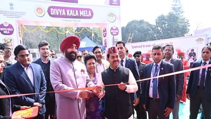 Uttarakhand Governor Lieutenant General (Retd.) Gurmeet Singh inaugurating the 30th "Divya Kala Mela" (Photo/ANI)