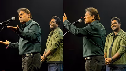 Johny Lever attends Zakir Khan's show (Photo/Instagram@zakirkhan_208)