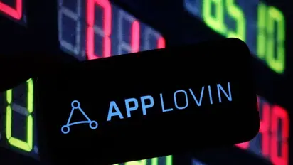 AppLovin Retail Sentiment Mixed Despite Wall Street Analysts Hailing ‘AdTech’s Best Executor’
