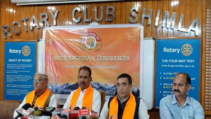 BMS Himachal Pradesh president Madan Lal with others (Photo/ANI)