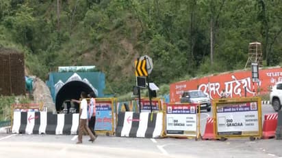 Block for diversion of traffic from the Delhi-Dehradun Expressway (Photo/ANI)