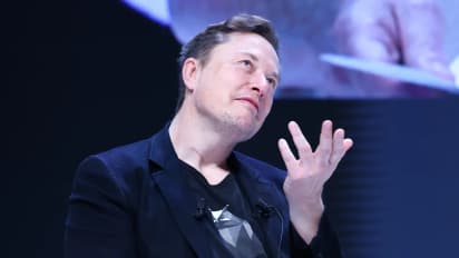 https://stocktwits.com/news-articles/markets/equity/cal-pers-joins-backlash-against-musk-s-1-trillion-tesla-pay-plan/cLGFgFNR3Da