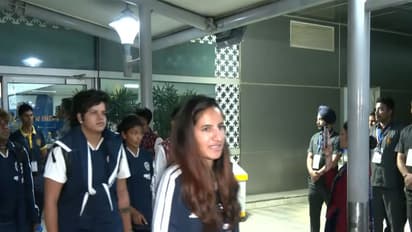 Team India members at IGI Airport. (Photo: ANI)