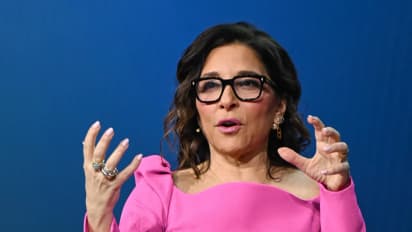 https://stocktwits.com/news-articles/markets/equity/linda-yaccarino-exits-as-ceo-of-elon-musk-x-after-2-years-at-the-helm/chFyc5jR506