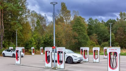 https://stocktwits.com/news-articles/markets/equity/tsla-stock-rises-as-swedish-union-ends-nearly-3-year-strike-after-tesla-buyouts/cZoq8tVRJLU