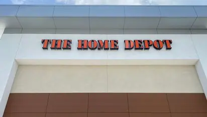 Home Depot Stock Rises On Q4 Earnings Beat Despite Uncertain Macro Conditions: Retail’s Extremely Bullish