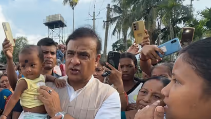 Assam CM Himanta Biswa Sarma visited the flood-affected areas (Photo/@himantabiswa)