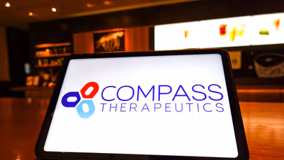 https://stocktwits.com/news-articles/markets/equity/compass-therapeutics-fda-setback-raises-concerns-on-wall-street-h-c-wainwright-calls-tovecimig-filing-strategy-risky/cZMEwFSRBJl