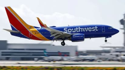https://stocktwits.com/news-articles/markets/equity/southwest-airlines-jets-get-pilot-alert-systems-to-prevent-runway-errors/chlnmr9RRR9