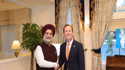 Delhi LG Taranjit Singh Sandhu with US Ambassador to India Sergio Gor (Photo/X@ SandhuTaranjitS)