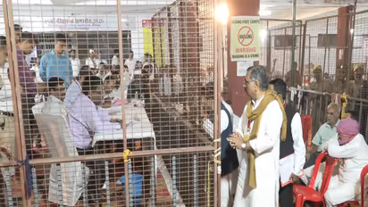 SP and independent candidate boycott MLC vote counting in Gorakhpur (Photo/ANI)