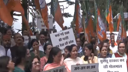 BJP stages protest outside Himachal CM Sukhu's residence (Photo/ANI)