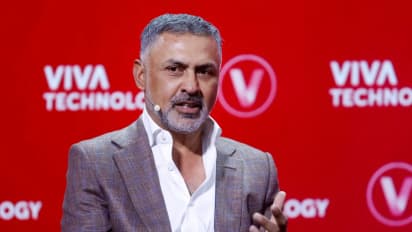 https://stocktwits.com/news-articles/markets/equity/palo-alto-networks-ceo-nikesh-arora-warns-memory-supercycle-will-eventually-turn-cyclical-flagging-risk-for-micron-san-disk/cZYAGAKRJAe
