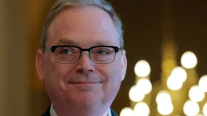 https://stocktwits.com/news-articles/markets/equity/kevin-hassett-good-time-for-fed-rate-cut-cautiously/cLIS4R0REka