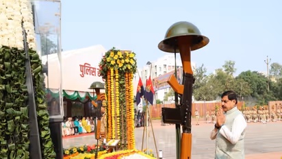 MP CM Mohan Yadav paying tribute to police personnel (Photo / X @CMMadhyaPradesh)