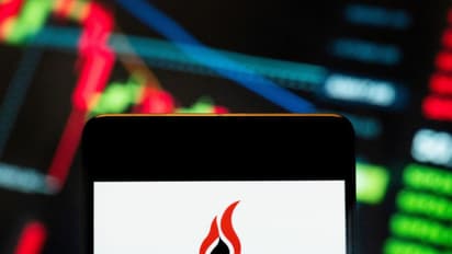 EOG Resources Stock Falls As Q4 Revenue Falls Short Of Expectations, Retail Remains Skeptical