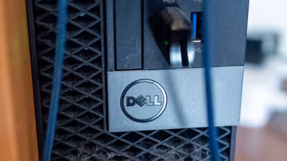 Dell Analyst Bullish On PC Maker’s FY26 AI Server Demand: Retail Impressed With Valuation