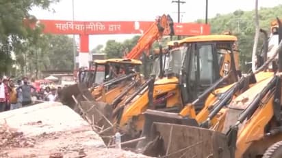A wall collapsed near Chirwai Naka in Gwalior (Photo/ANI)